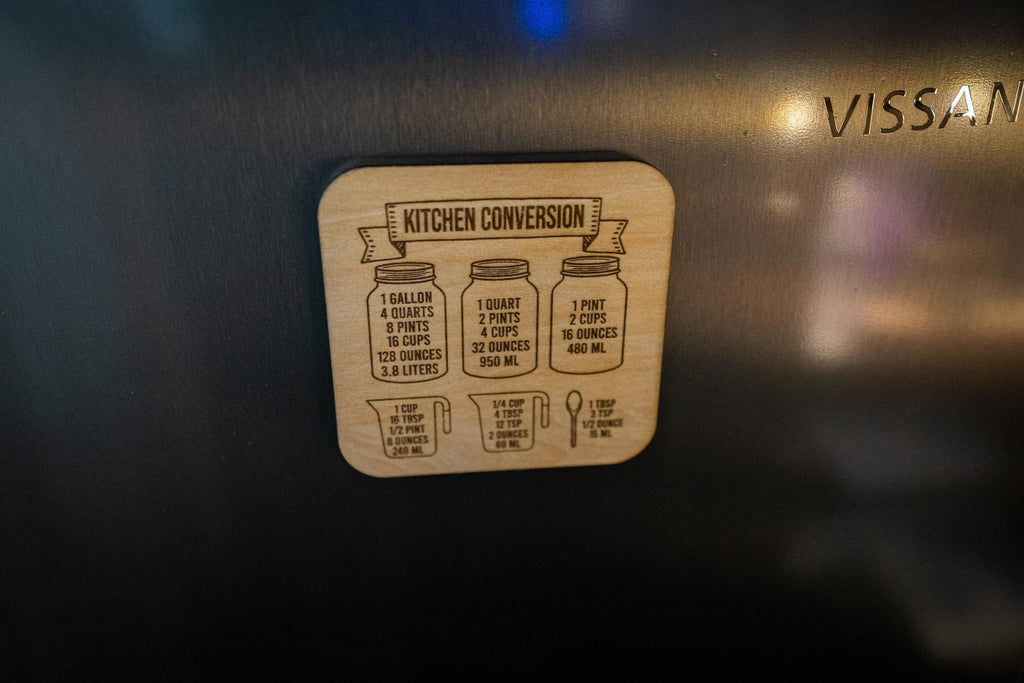 Wooden Kitchen Conversion Magnet – Cooking Measurement Chart, Fridge Cheat Sheet